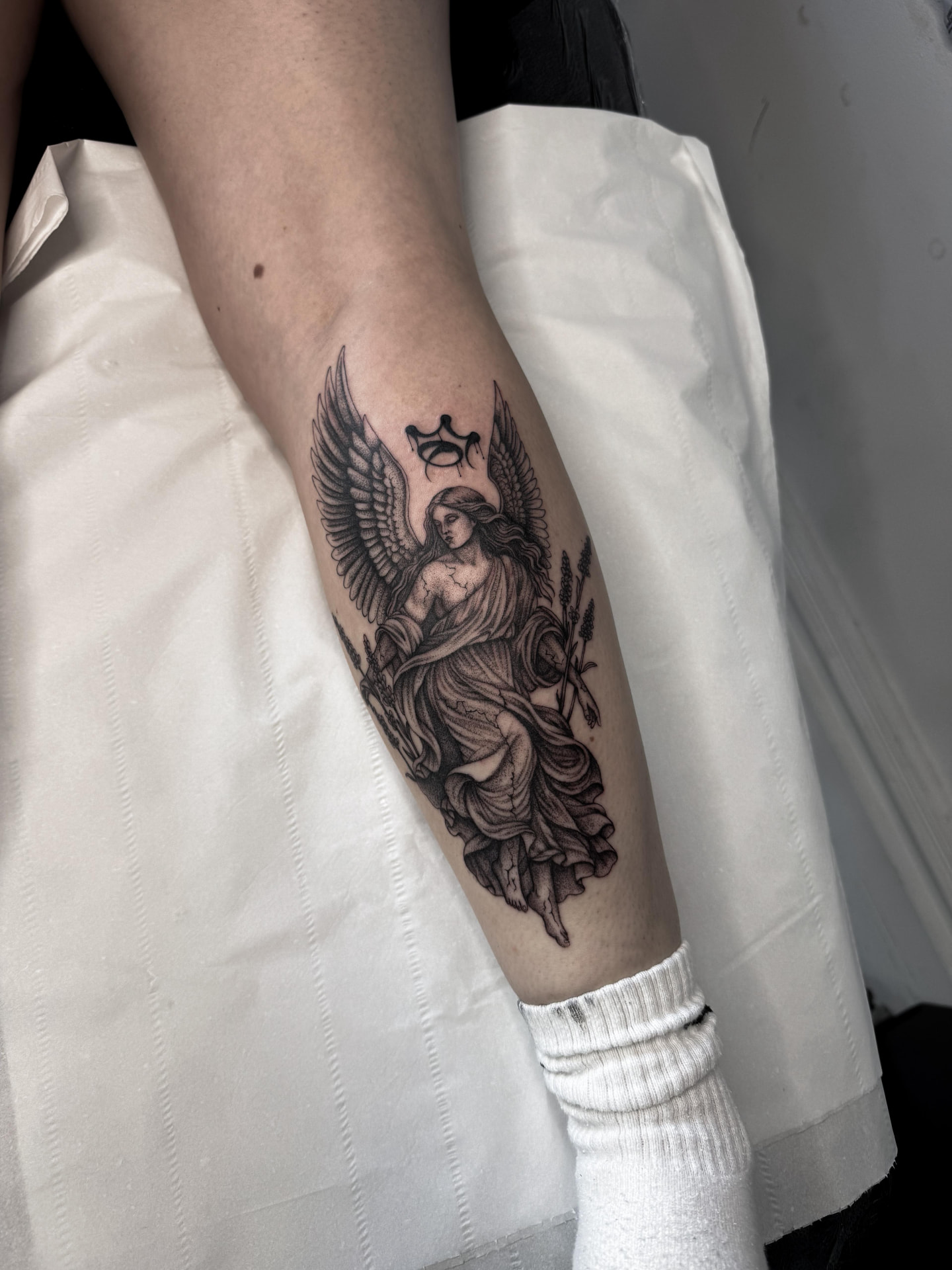 Angel with wings, crown and lavender by Liam